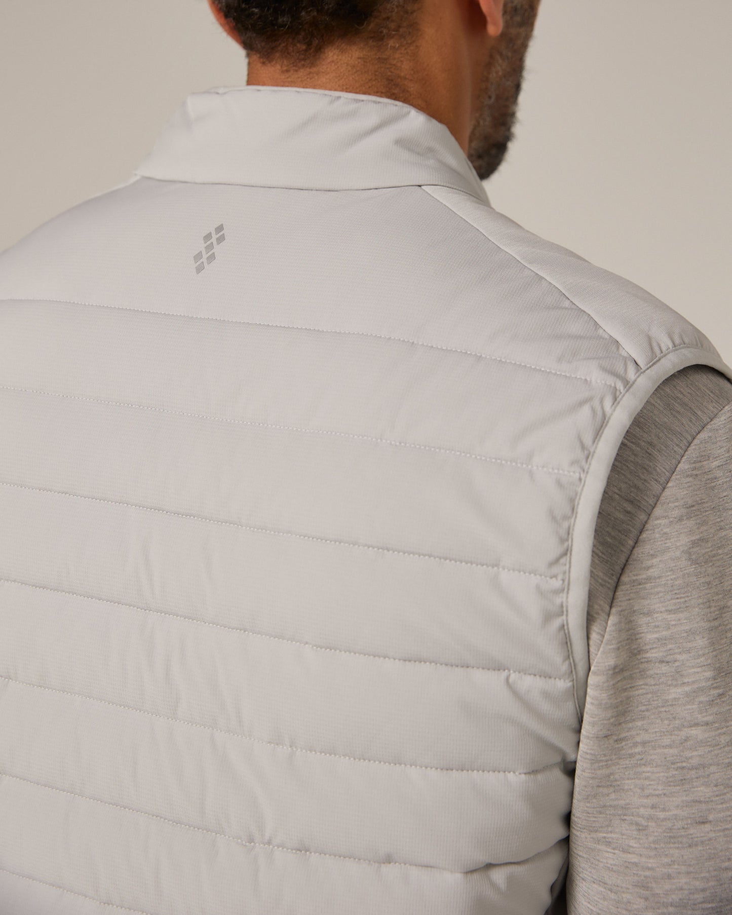 Atlas Performance Vest - Chalk