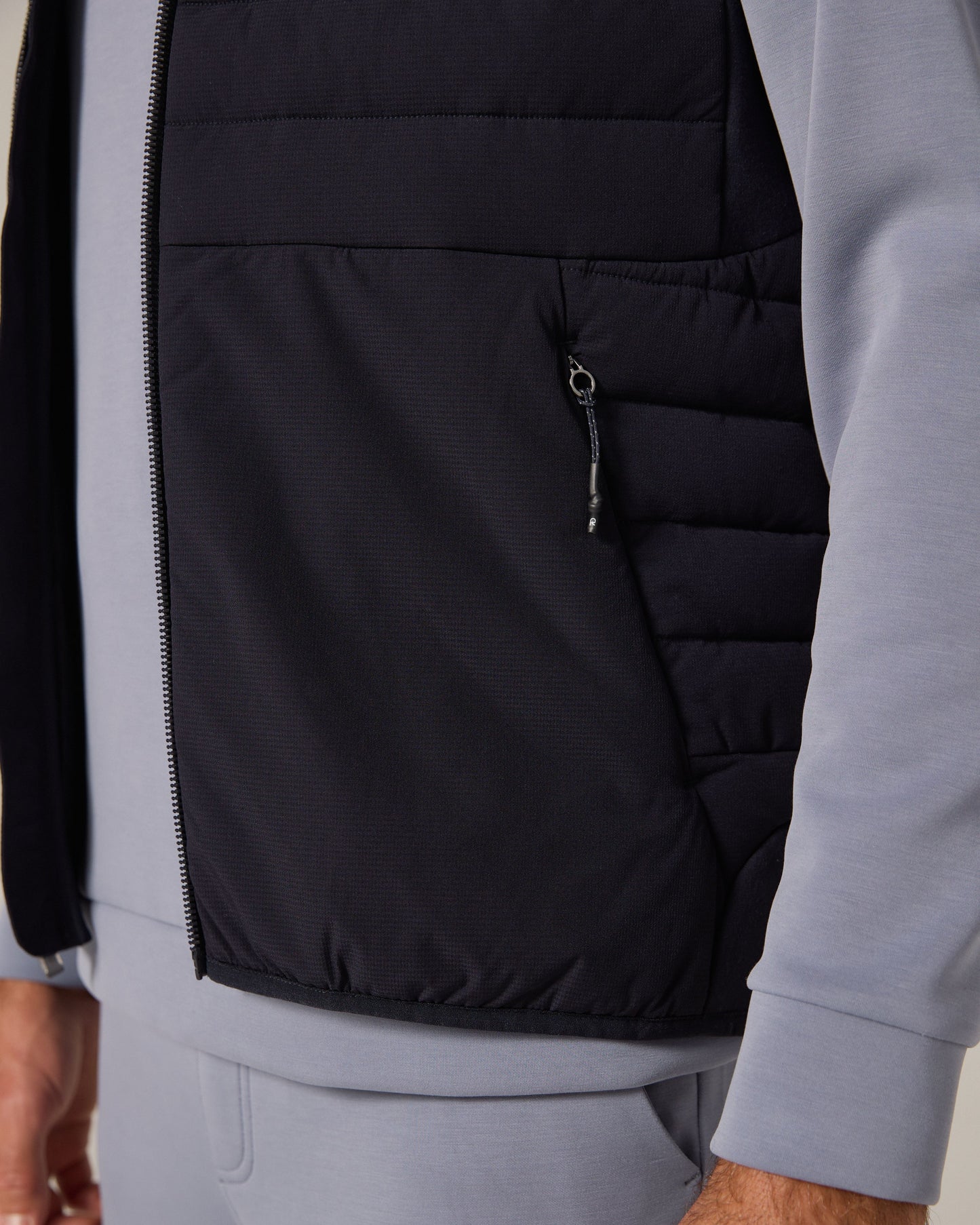 Atlas Vest