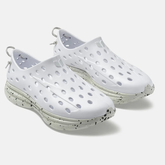 White Kane Recovery Shoes with speckled sole on a white background