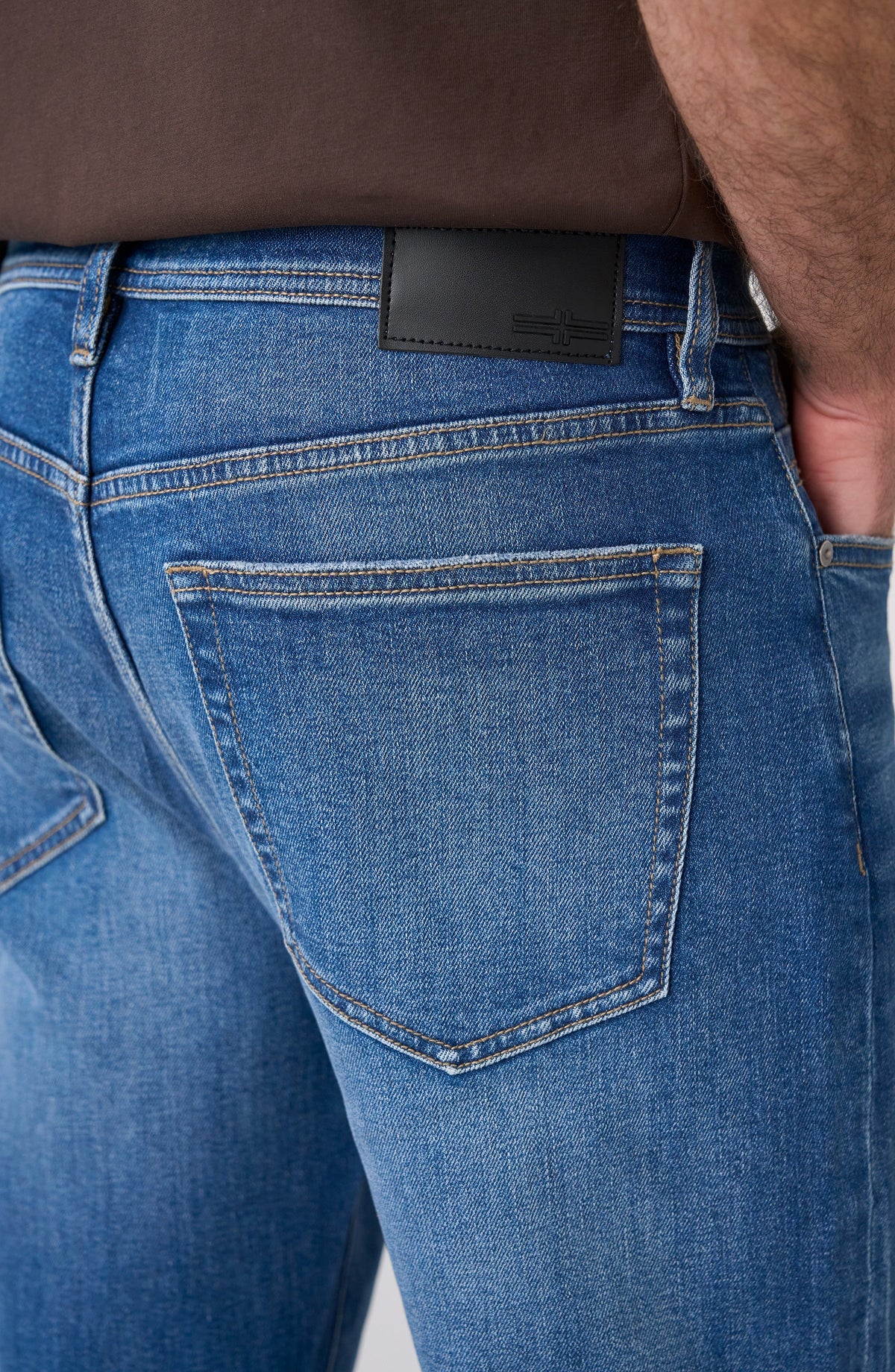 Sutton Loose Straight Pants – Hyde