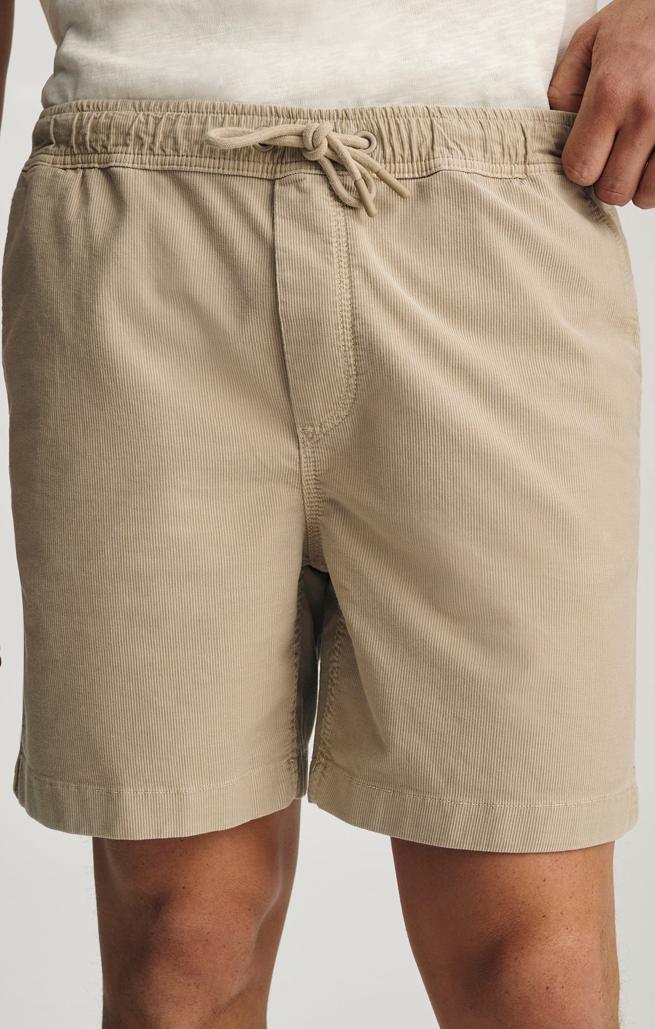 Tencel™ Drawstring 7" Inseam Shorts