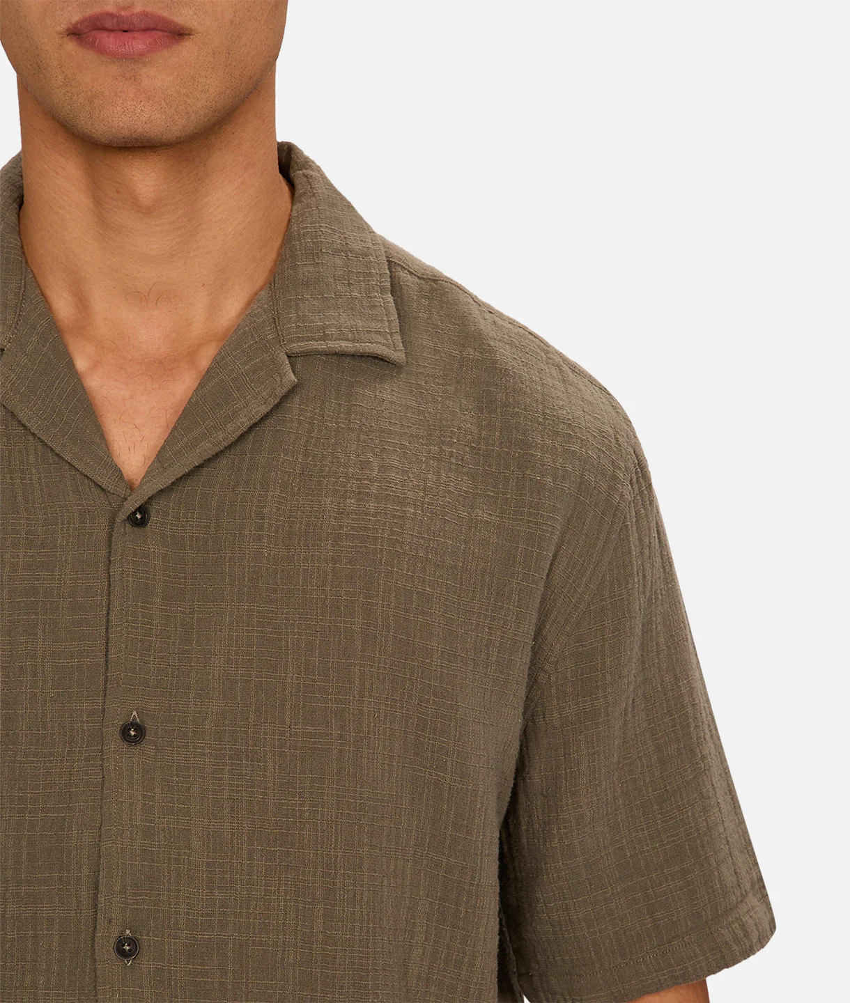 Seguro Textured Short Sleeve Shirt